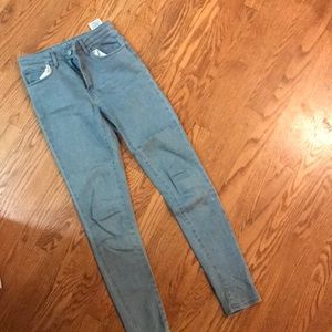 HIGH waisted Levi jeans